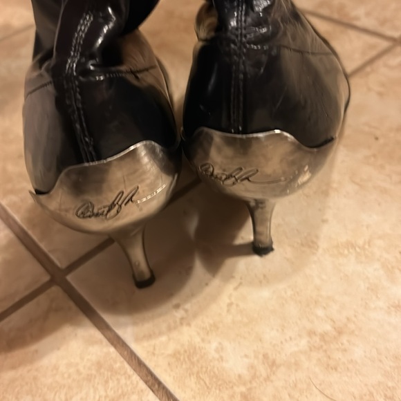 Donald J Pliner patent leather boots with a stretch calf in a metal heel sz 10 m - Picture 5 of 8